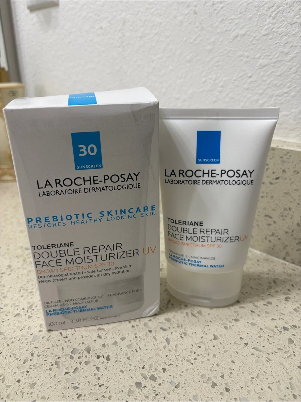 La Roche-Posay Toleriane Double Repair Face Moisturizer UV SPF 30 3.38 FL- White